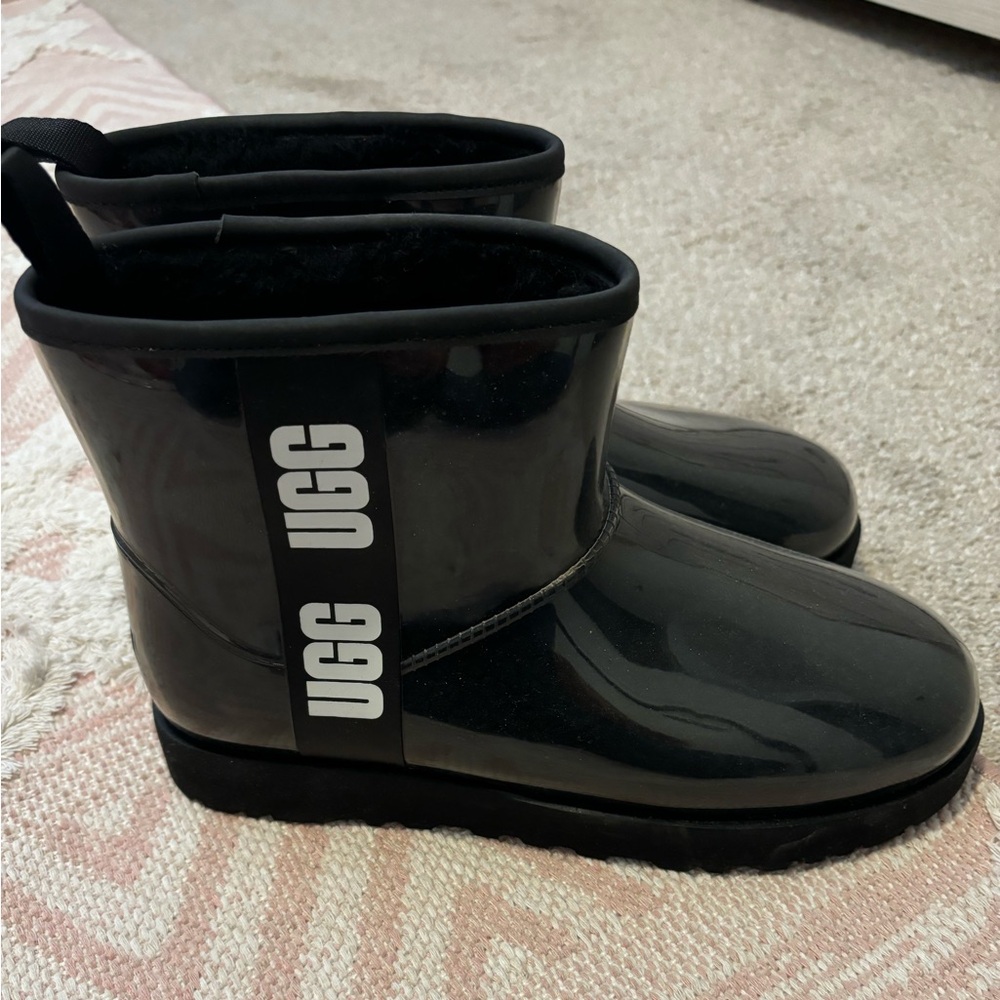 Women’s UGG boots. BRAND NEW